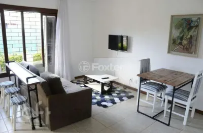 Casa com 3 quartos à venda na rua doutor telmo vergara, 127, partenon, porto alegre, 187 m2 por r$ 720.000