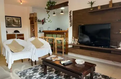 Apartamento com 2 quartos à venda na avenida osvaldo aranha, 290, centro, canela, 75 m2 por r$ 745.000