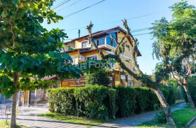 Casa com 3 quartos à venda na rua engenheiro otacílio oliveira, 66, ipanema, porto alegre, 138 m2 por r$ 722.000