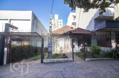 Casa com 3 quartos à venda na rua barão do amazonas, 216, petrópolis, porto alegre, 250 m2 por r$ 1.287.000