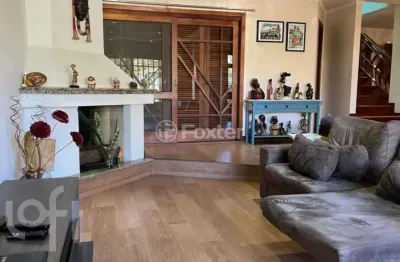 Casa com 3 quartos à venda na rua tenente antônio joão, 228, nossa senhora das graças, canoas, 307 m2 por r$ 1.450.000