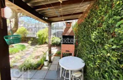 Casa com 3 quartos à venda na rua ernesto pellanda, 78, vila jardim, porto alegre, 167 m2 por r$ 807.500