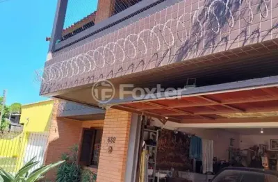 Casa com 3 quartos à venda na rua conselheiro d'ávila, 632, jardim floresta, porto alegre, 213 m2 por r$ 898.000