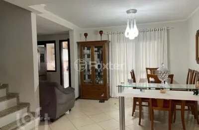 Casa com 2 quartos à venda na Rua Alexandre de Gusmão, 309, Hípica, Porto Alegre, 98 m2 por R$ 559.000