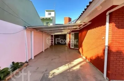 Casa com 2 quartos à venda na rua joão aluysio jacob, 380, fátima, canoas, 150 m2 por r$ 750.000