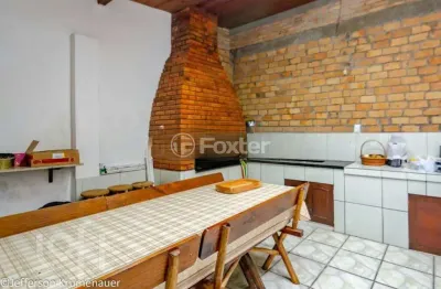 Casa com 3 quartos à venda na rua barão do triunfo, 588, menino deus, porto alegre, 165 m2 por r$ 800.000