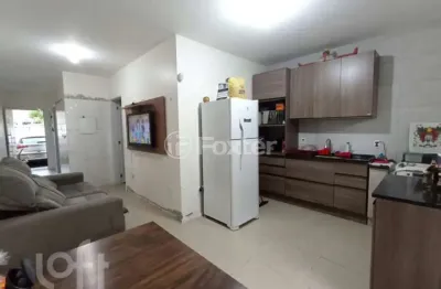 Casa com 2 quartos à venda na rua rui loretto lopes, 52, harmonia, canoas, 51 m2 por r$ 250.000