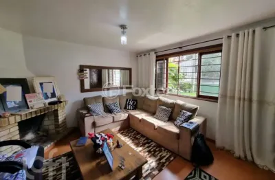 Casa com 3 quartos à venda na rua primeiro de março, 391, nossa senhora das graças, canoas, 285 m2 por r$ 619.999