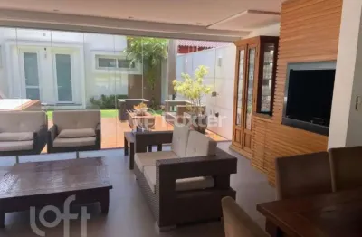Casa com 3 quartos à venda na rua mampituba, 132, ipanema, porto alegre, 218 m2 por r$ 1.380.000