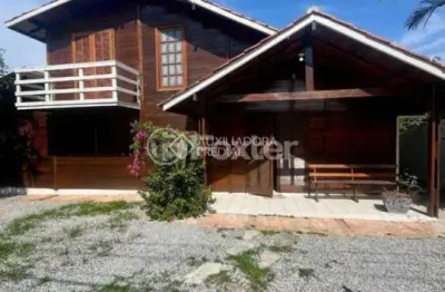 Casa com 5 quartos à venda na servidão hibisco do sul, 238, campeche, florianópolis, 125 m2 por r$ 1.700.000