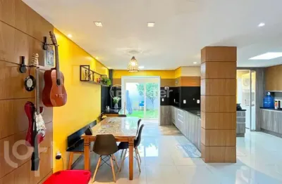 Casa com 3 quartos à venda na rua guatambu, 645, hípica, porto alegre, 130 m2 por r$ 659.900