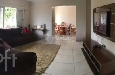 Casa com 3 quartos à venda na rua bauru, 556, canudos, novo hamburgo, 202 m2 por r$ 219.000
