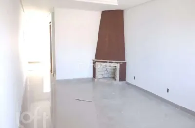 Casa com 2 quartos à venda na avenida edgar pires de castro, 1, hípica, porto alegre, 73 m2 por r$ 395.000