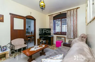 Casa com 3 quartos à venda na rua hipólito da costa, 270, santa tereza, porto alegre, 355 m2 por r$ 1.861.000