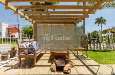 Casa com 5 quartos à venda na avenida dos coqueiros, 667, daniela, florianópolis, 383 m2 por r$ 2.200.000