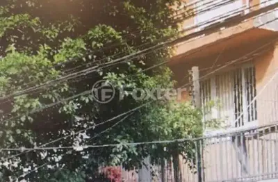 Casa com 3 quartos à venda na avenida iguassu, 237, petrópolis, porto alegre, 232 m2 por r$ 1.600.000