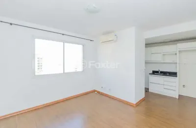 Apartamento com 2 quartos à venda na rua doutor barcelos, 97, centro, canoas, 59 m2 por r$ 389.000