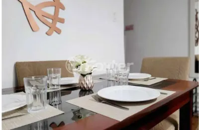 Apartamento com 2 quartos à venda na avenida capivari, 430, cristal, porto alegre, 51 m2 por r$ 300.000