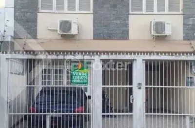 Casa com 6 quartos à venda na rua comendador rodolfo gomes, 708, menino deus, porto alegre, 198 m2 por r$ 1.190.000