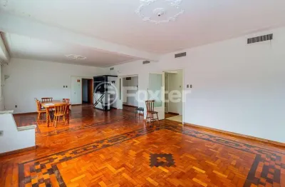 Casa com 4 quartos à venda na rua catão coelho, 101, medianeira, porto alegre, 322 m2 por r$ 1.910.000
