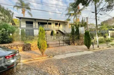 Casa com 3 quartos à venda na rua curitiba, 139, boa vista, novo hamburgo, 292 m2 por r$ 849.900
