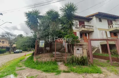 Casa com 3 quartos à venda na avenida imperial, 67, ipanema, porto alegre, 200 m2 por r$ 900.000