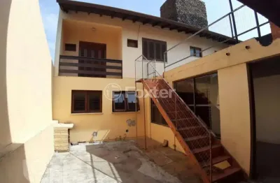 Casa com 6 quartos à venda na rua jaguari, 250, primavera, novo hamburgo, 384 m2 por r$ 750.000