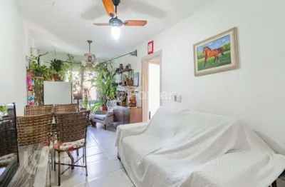 Apartamento com 2 quartos à venda na rua jataí, 1060, cristal, porto alegre, 63 m2 por r$ 220.000