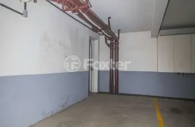 Garagem à venda na avenida independência, 813, independência, porto alegre, 12 m2 por r$ 49.000