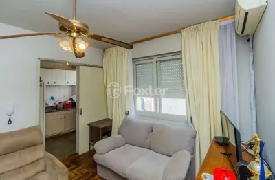 Apartamento com 1 quarto à venda na rua sapê, 305, passo da areia, porto alegre, 40 m2 por r$ 200.000