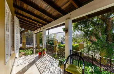 Casa com 3 quartos à venda na rua padre joão batista reus, 1477, vila conceição, porto alegre, 260 m2 por r$ 1.150.000