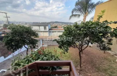 Casa com 3 quartos à venda na rua dos coqueiros, 136, ideal, novo hamburgo, 228 m2 por r$ 852.000