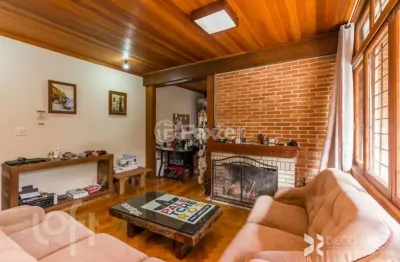 Casa com 4 quartos à venda na rua engenheiro tito marques fernandes, 225, ipanema, porto alegre, 600 m2 por r$ 1.600.000