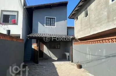 Casa com 4 quartos à venda na servidão francisco cândido xavier, 1000, campeche, florianópolis, 140 m2 por r$ 639.000