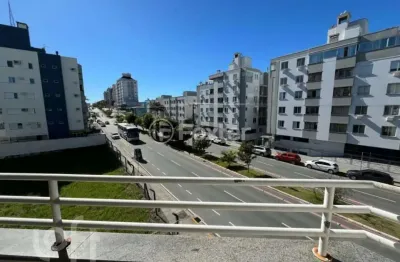 Apartamento com 3 quartos à venda na avenida vereador nagib jabor, 221, capoeiras, florianópolis, 123 m2 por r$ 750.000
