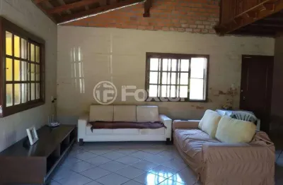 Fazenda com 3 salas à venda na rua rs-040, km29, águas claras, viamão, 136 m2 por r$ 370.000