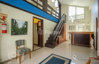 Casa com 3 quartos à venda na rua comendador rodolfo gomes, 518, menino deus, porto alegre, 300 m2 por r$ 1.599.000