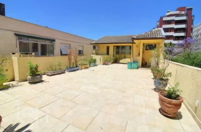Casa com 6 quartos à venda na rua casemiro de abreu, 142, bela vista, porto alegre, 357 m2 por r$ 2.999.000