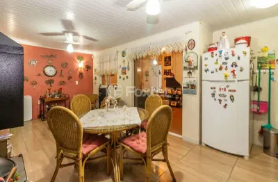 Casa em condomínio fechado com 2 quartos à venda na avenida terra nova, 501, terra nova, alvorada, 66 m2 por r$ 270.500
