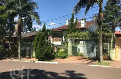 Casa com 4 quartos à venda na rua tristão de alencar, 444, primavera, novo hamburgo, 435 m2 por r$ 896.000