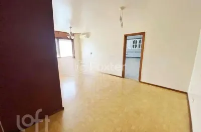 Apartamento com 2 quartos à venda na avenida clemenciano barnasque, 70, teresópolis, porto alegre, 74 m2 por r$ 250.000
