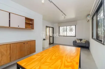 Apartamento com 2 quartos à venda na rua coronel paulino teixeira, 338, rio branco, porto alegre, 95 m2 por r$ 590.000