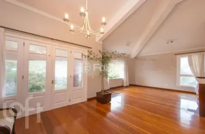 Casa com 4 quartos à venda na rua deputado astério de mello, 415, teresópolis, porto alegre, 359 m2 por r$ 1.720.000