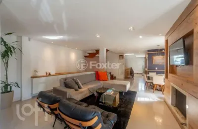 Casa com 3 quartos à venda na rua padre paulo englert, 113, espírito santo, porto alegre, 176 m2 por r$ 850.000