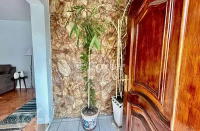 Casa com 3 quartos à venda na rua elesbão pinto da luz, 962, jardim atlântico, florianópolis, 243 m2 por r$ 950.000