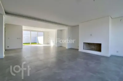 Casa em condomínio fechado com 3 quartos à venda na rua ivo walter kern, 599, hípica, porto alegre, 256 m2 por r$ 1.595.000