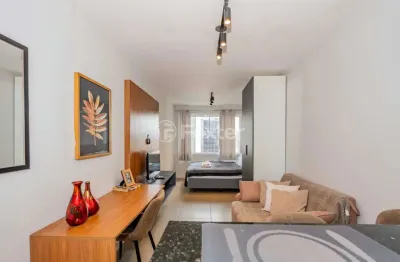 Kitnet / stúdio à venda na rua dos andradas, 1756, centro histórico, porto alegre, 30 m2 por r$ 252.000