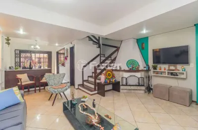 Casa com 3 quartos à venda na rua doutor egydio michaelsen, 62, cavalhada, porto alegre, 197 m2 por r$ 700.000