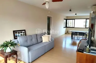 Apartamento com 3 quartos à venda na rua felipe camarão, 651, rio branco, porto alegre, 104 m2 por r$ 1.350.000