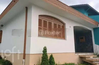 Casa com 3 quartos à venda na rua marcelo felippi, 243, salgado filho, caxias do sul, 170 m2 por r$ 880.000